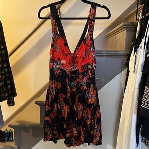 Floral Cut out mini Dress